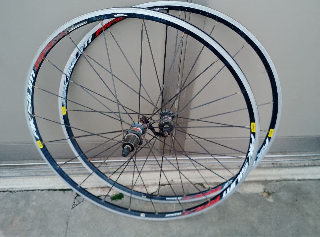 MAVIC AKSium race 700c ホィールセット