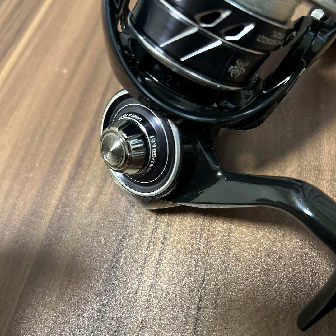 TATULA LT2500S-XH-QD タトゥーラ23 スピニングリール