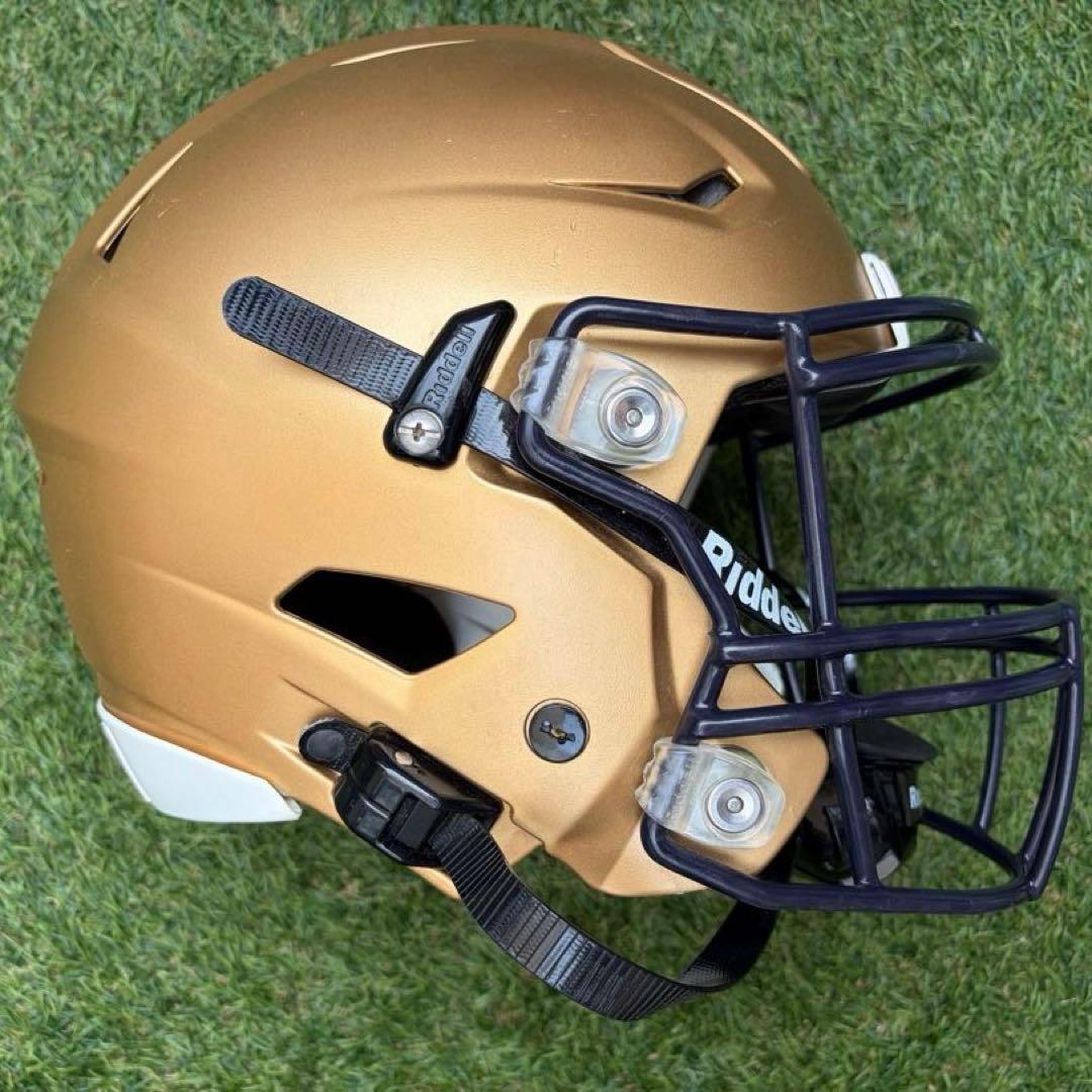 Riddell社製アメリカンフットボールヘルメット