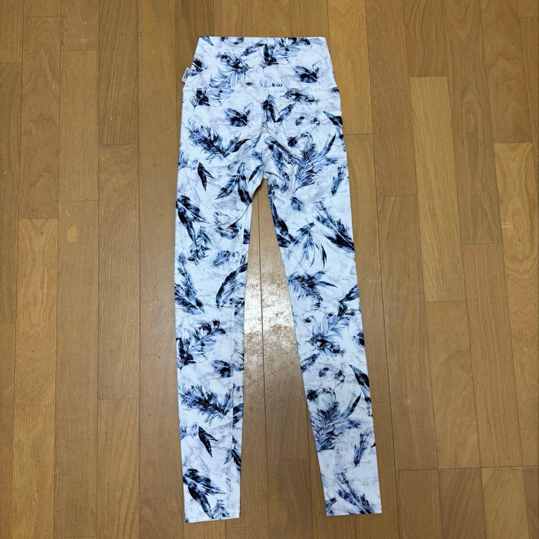 ※お値下げ※【julier】リーフ柄ストレッチフィットパンツ(新品未使用)