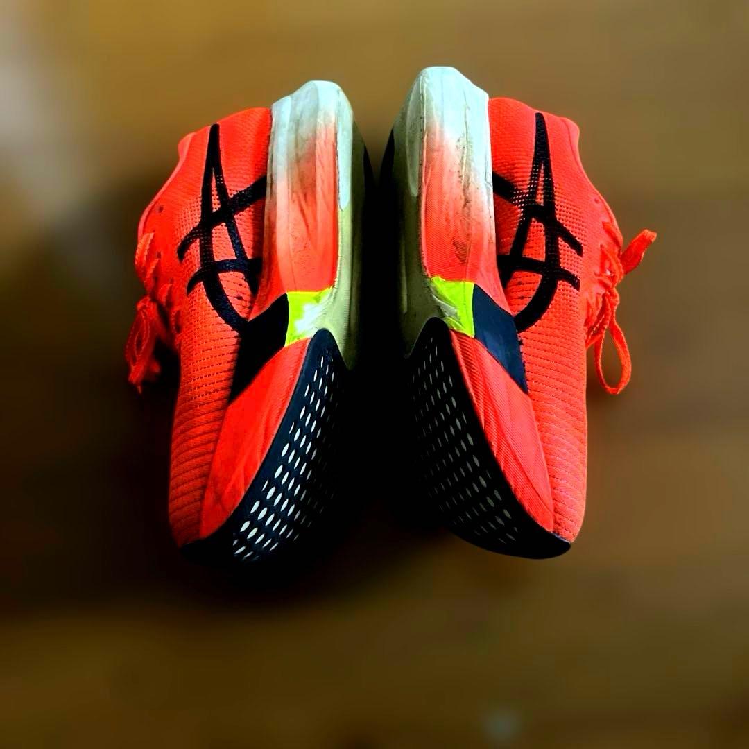 アシックス asicsメタスピードエッジパリ25.5cm