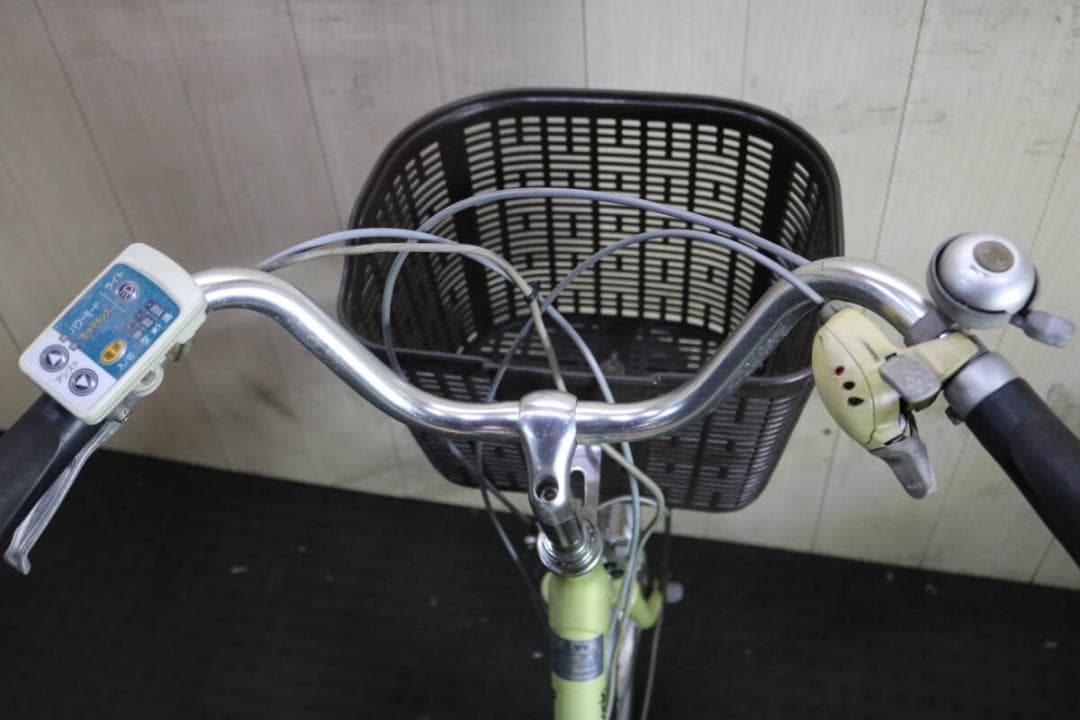 電動アシスト自転車 ライトグリーン 前バスケット付き