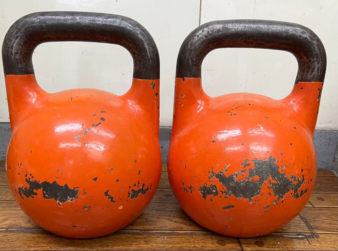 その①競技用　ダブル　ケトルベル　28kg 2個