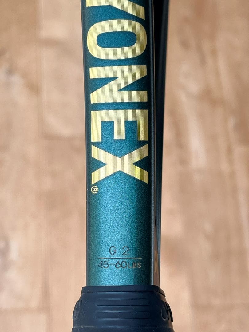 ☆極美品☆YONEX VCORE PRO 100☆G2☆