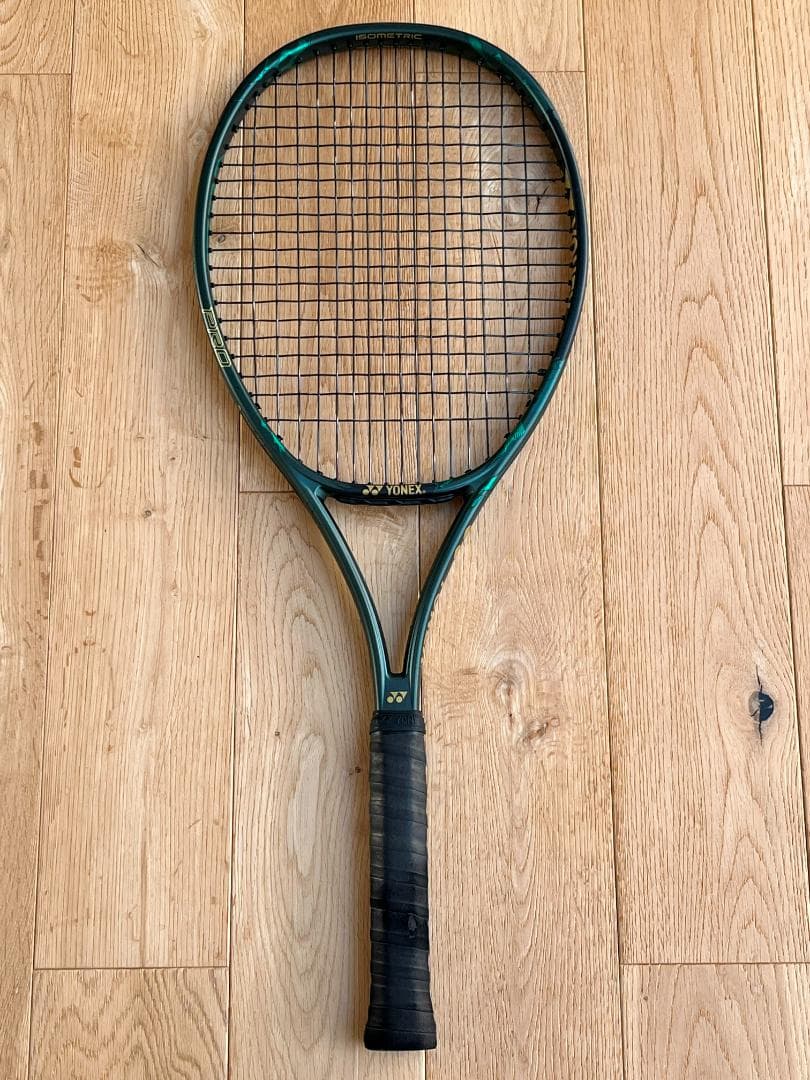 ☆極美品☆YONEX VCORE PRO 100☆G2☆