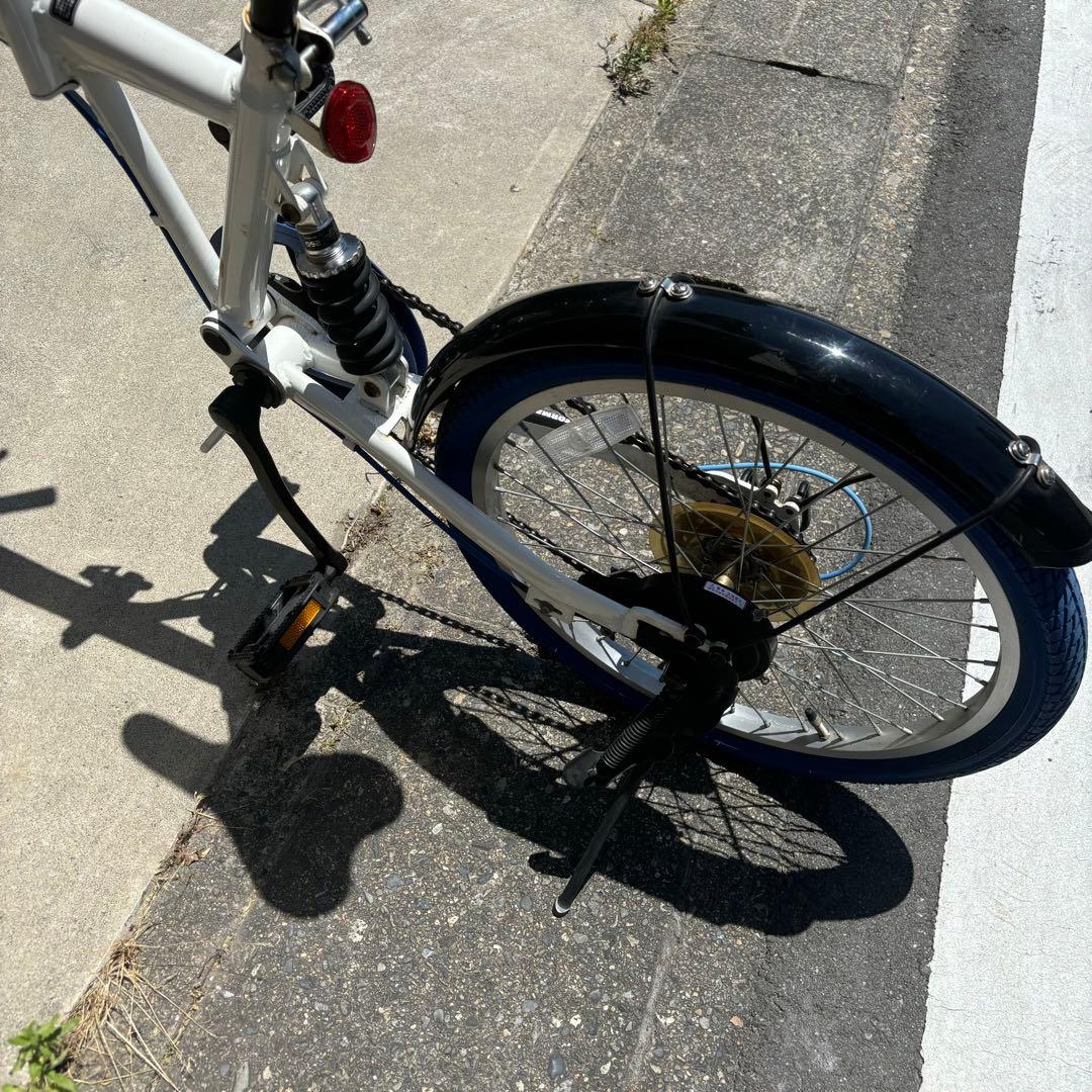 【引き取り限定】GRAPHIS 折りたたみ自転車　6段変速