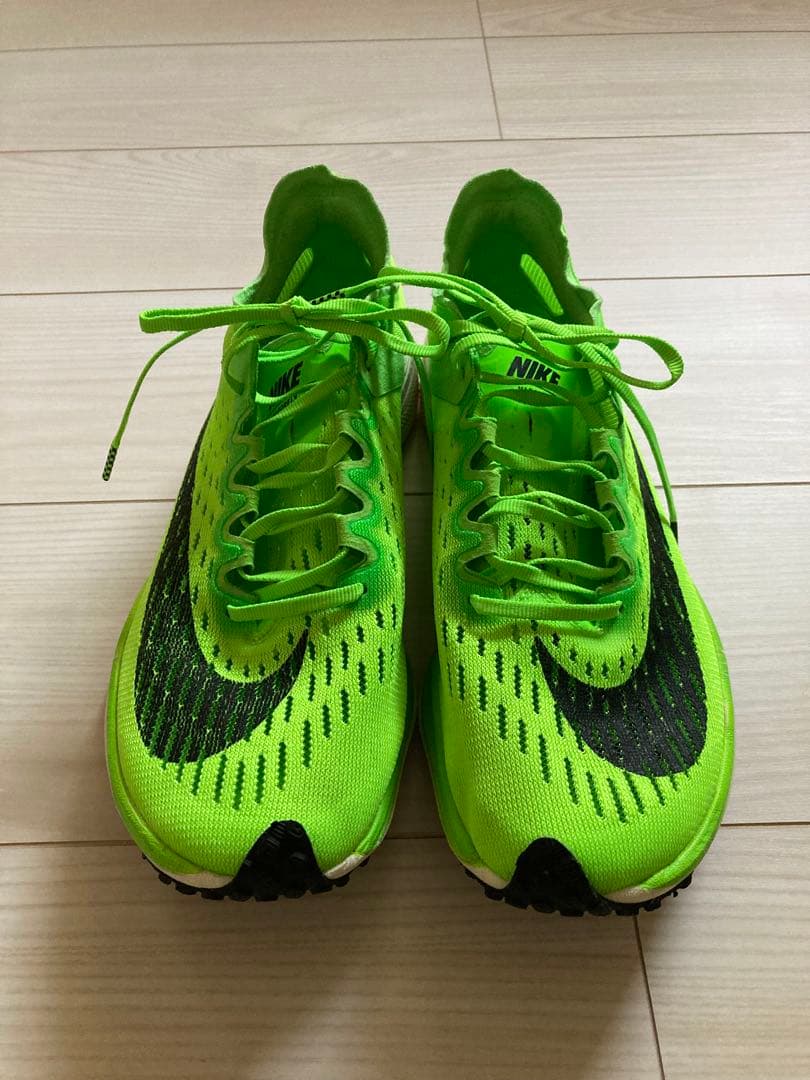 NIKE ヴェイパーフライ　ネクスト%