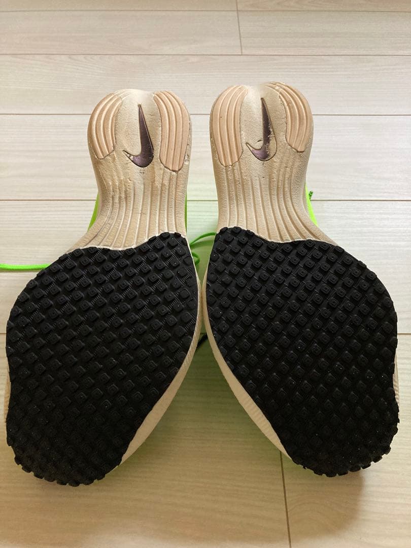 NIKE ヴェイパーフライ　ネクスト%