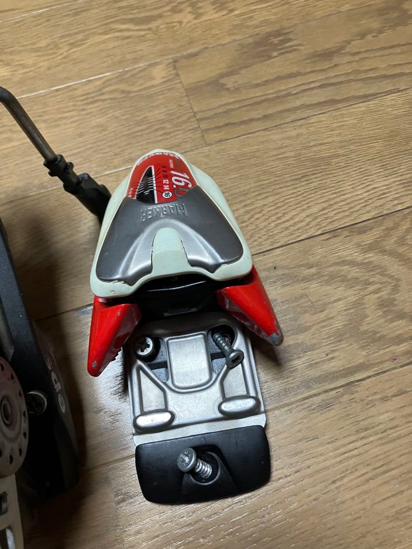 marker COMP 16 スキービンディング