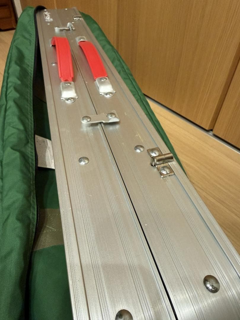 Coleman オールインワンキッチンテーブル