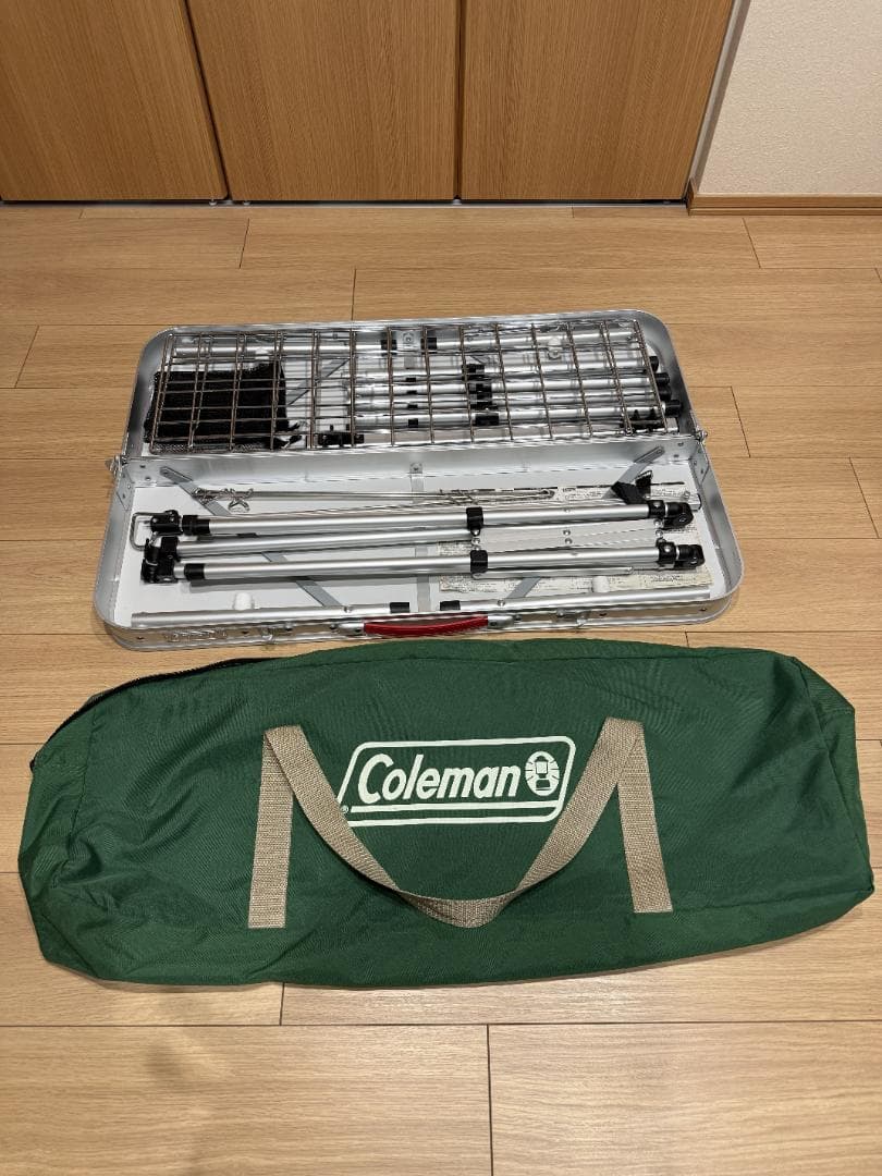 Coleman オールインワンキッチンテーブル
