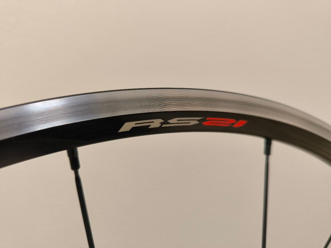 【中古＆美品】シマノ WH-RS21 前後セット
