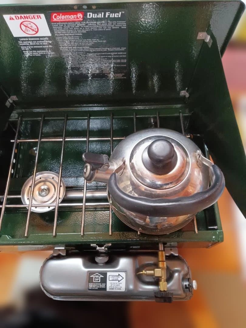 Coleman Dual Fuel 424　ツーバーナーコンロ　災害　ガソリン