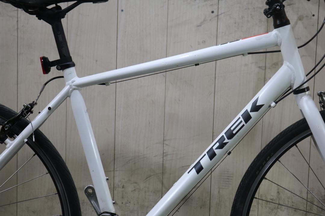 トレックTREK FX2 700C アルミ 24速 510mm クロスバイク