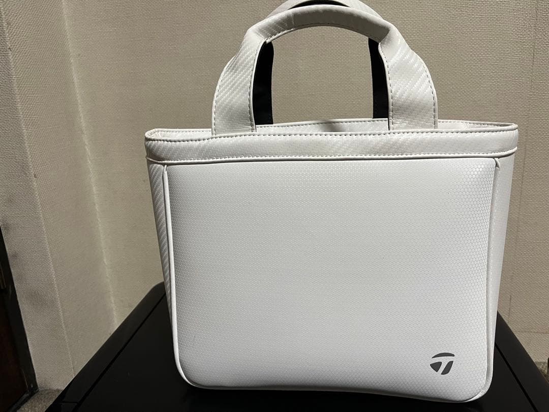 TaylorMade テーラーメイド オーステック ラウンドトート
