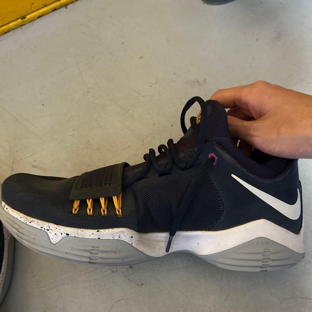 【期間限定価格】Nike バスケットボールシューズ ネイビー
