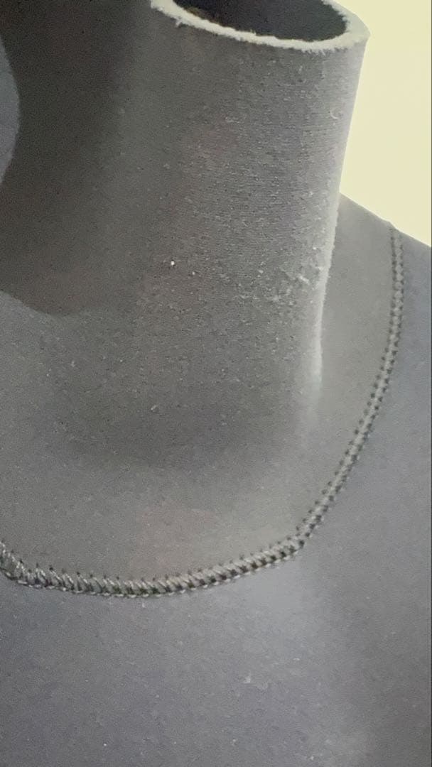 【未使用に近い】BILLABONG 極み　ジャーセミ3mm