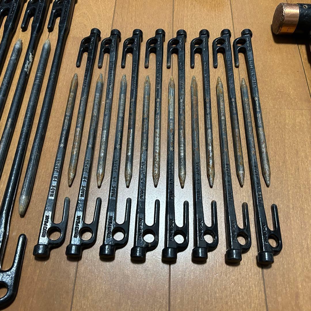 スノーピーク ソリッドステーク32本＋ペグハンマー＋収納ケース