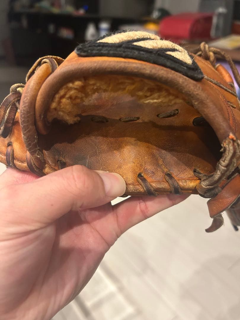 ビッグMミズノプロ　Mizuno 硬式野球グローブ 右投げ用