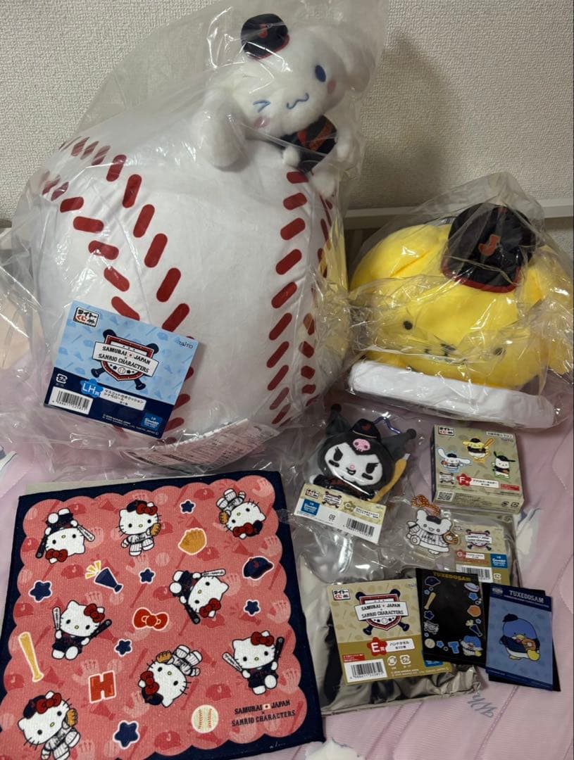 侍ジャパン　サンリオ　一番くじ　激レア　ラスト賞含む6点まとめて！