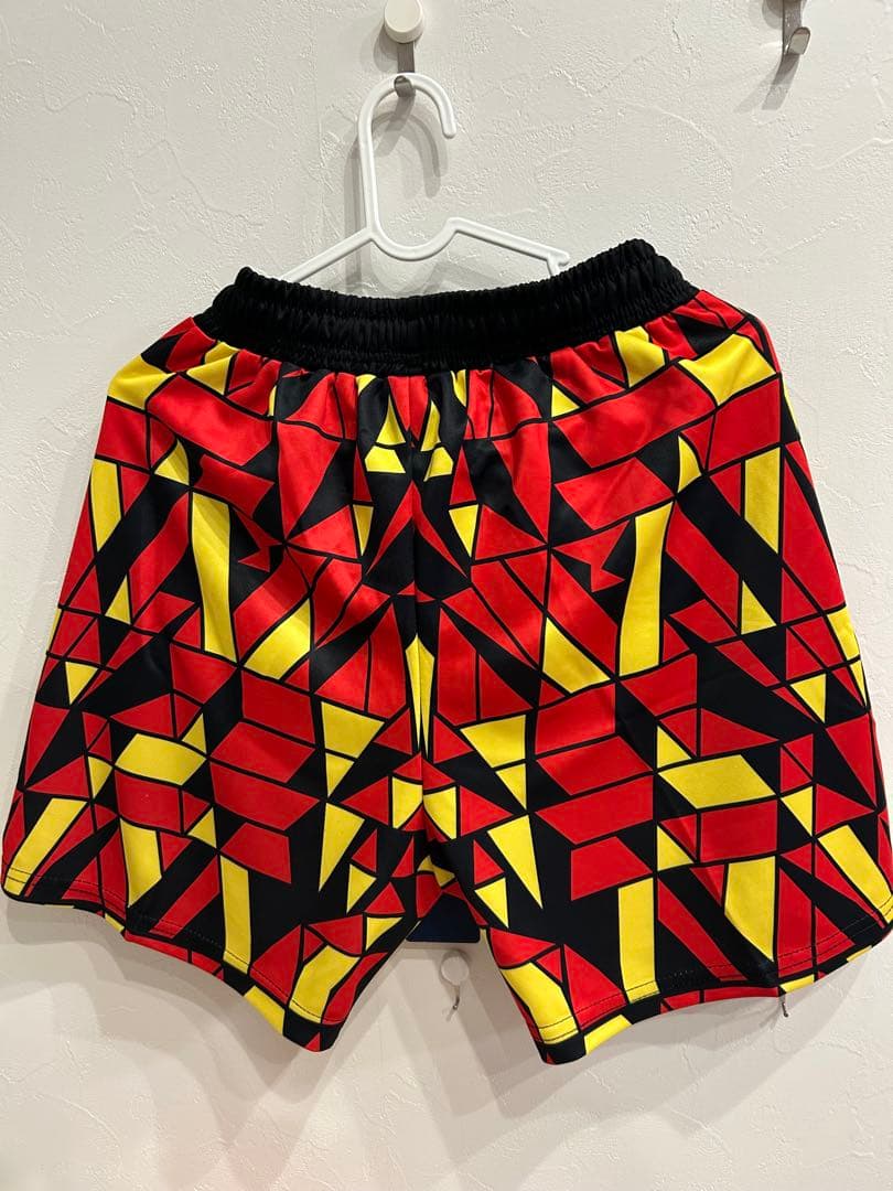 YONEX バドミントン テニス ハーフパンツ 幾何学模様 Lサイズ 新品未使用