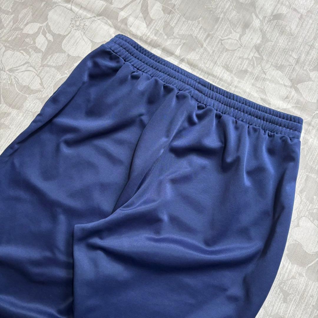 FILA ジャージ下　メンズM（ユニセックス可）　明るいネイビー　ブランドロゴ