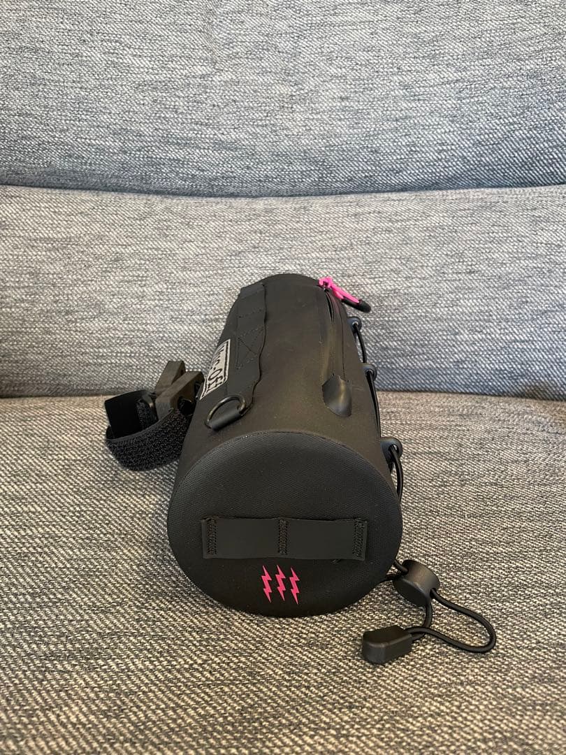 Muc-Off XPLORER BAR BAG 2.4L ハンドルバーバック
