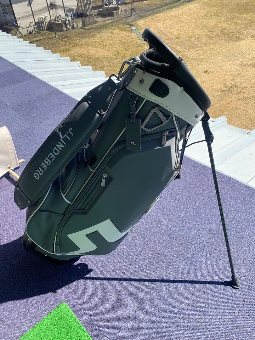 美品❗️ Ｊ.LINDEBERG キャディバッグ　スタンドバッグ　グレー