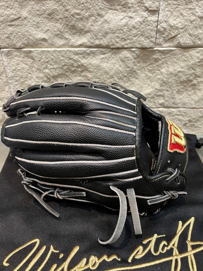 Wilson staff ウィルソン 硬式用 右用 投手用 グローブ 中古品