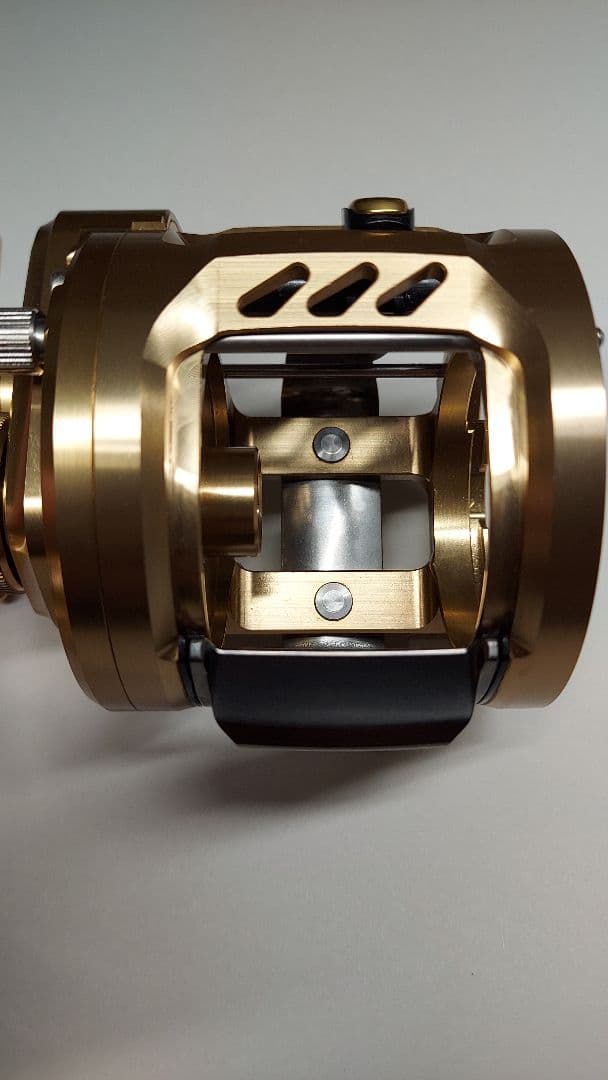 リール DAIWA BASARA 200L