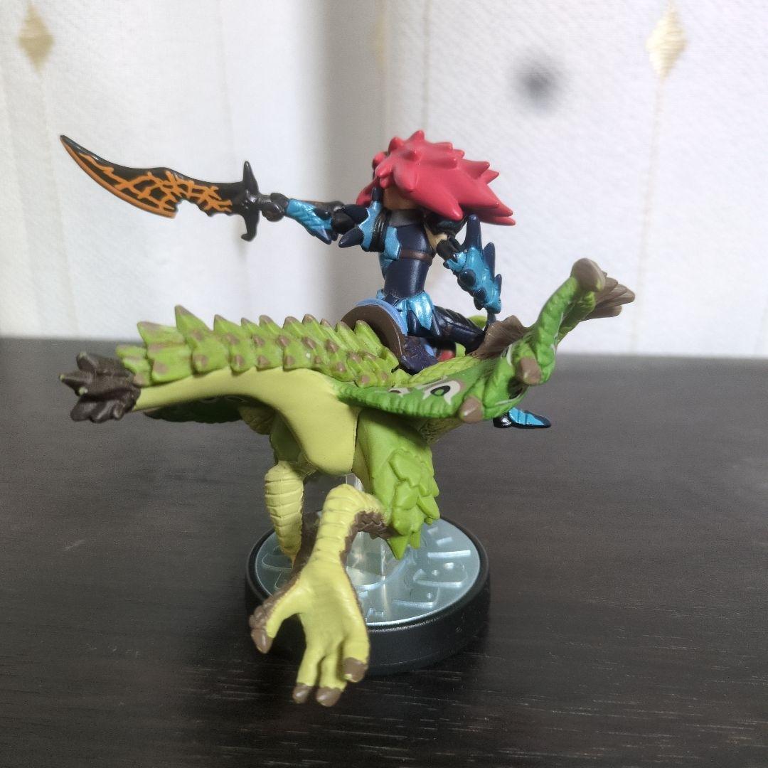 リオレイア＆シュヴァル　アミーボ　amiibo　（アゴなし）