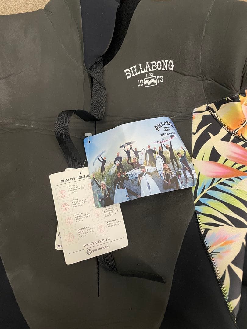 【新品•未使用•タグ付】BILLABONG セミドライ 5x3ミリ MLサイズ