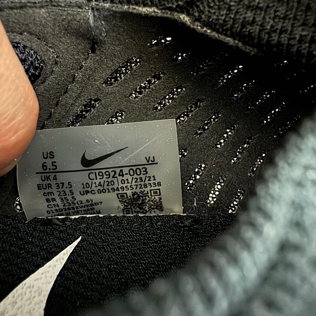 【NIKE】極美品 Air zoom テンポ ネクスト フライニット 23.5