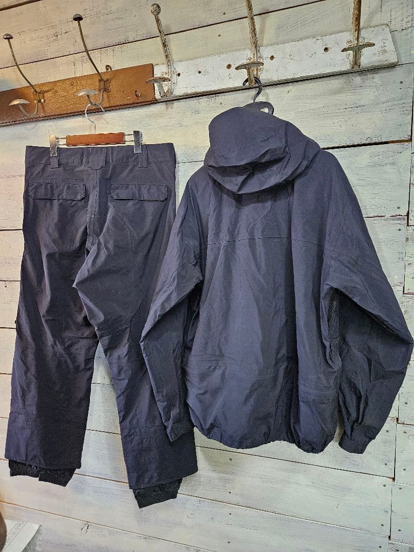 Nitraid Burton ak GORE-TEX スノーボードウェア 上下