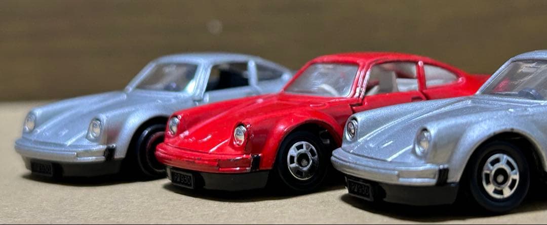 日本製 トミカ ポルシェ930ターボ ３台セット