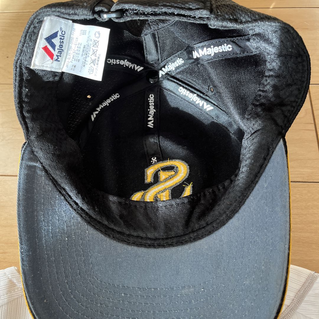 ソフトバンクホークス 柳田選手　ユニフォームL帽子セット