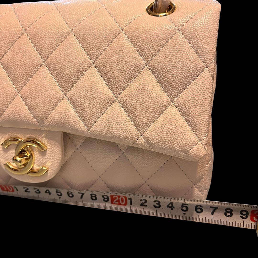 人気❤︎ホワイトゴールドCHANEL ショルダーバッグ