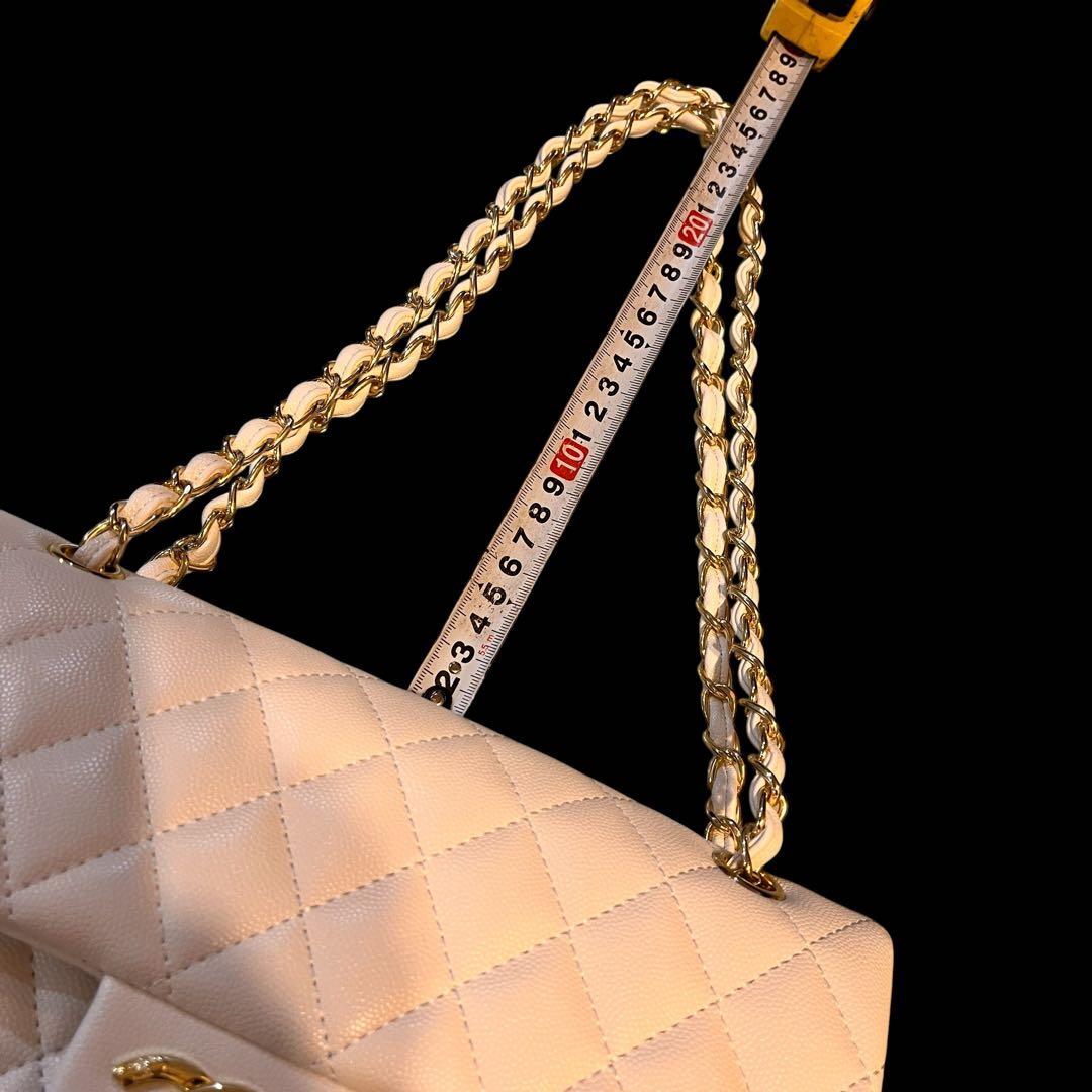 人気❤︎ホワイトゴールドCHANEL ショルダーバッグ