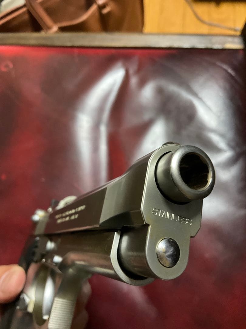 ウェスタンアームズ　ベレッタ　M92FS INOX ステンレスバージョン