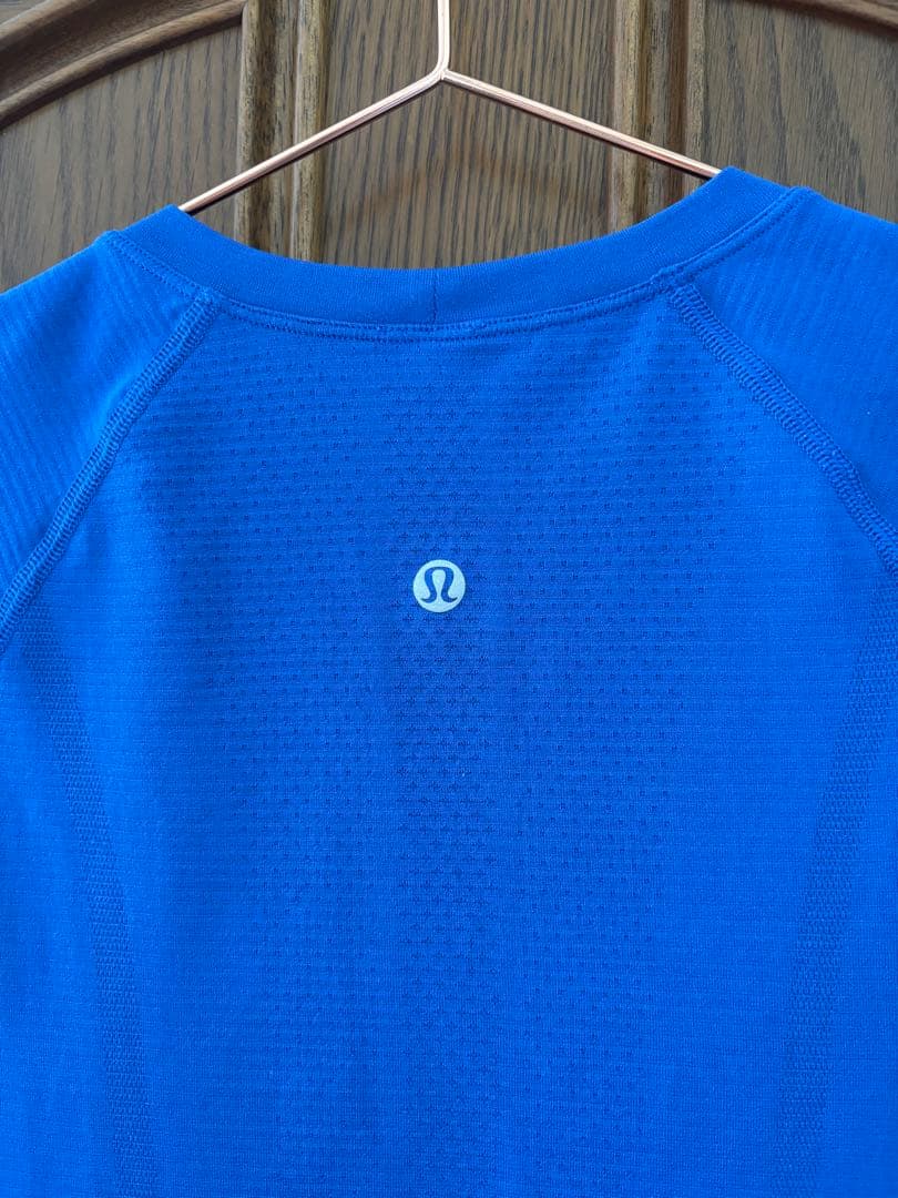 こみにゃん ルルレモン SwiftlyTech ShortSleeve