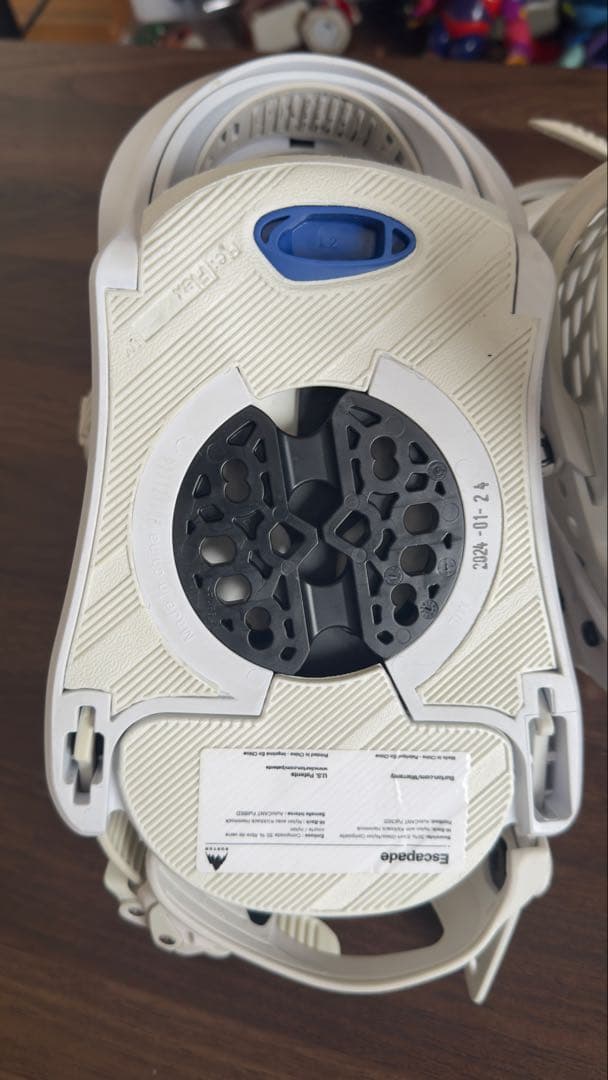 BURTON スノーボードビンディング エスカペイド 最新・最上位モデル M