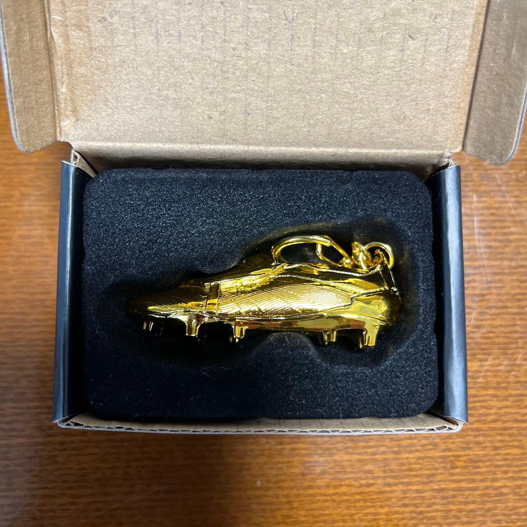 adidas スパイク型 キーホルダー PREDATOR プチデター ゴールド