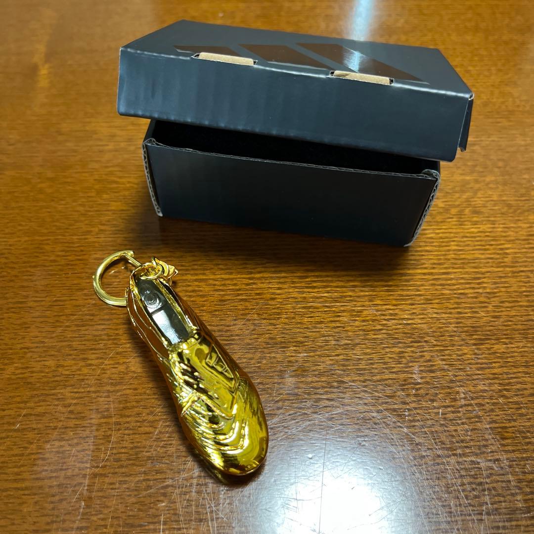 adidas スパイク型 キーホルダー PREDATOR プチデター ゴールド