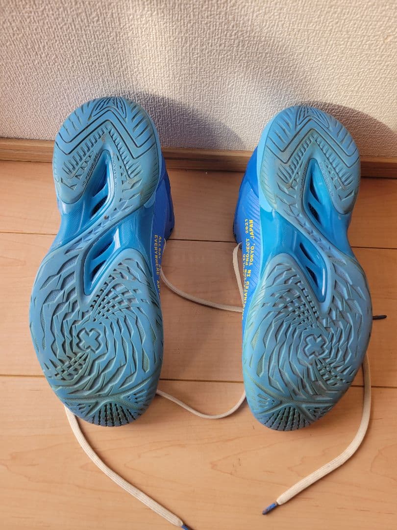 使い古した　ASICS x ballaholic GELBURST 24 LOW