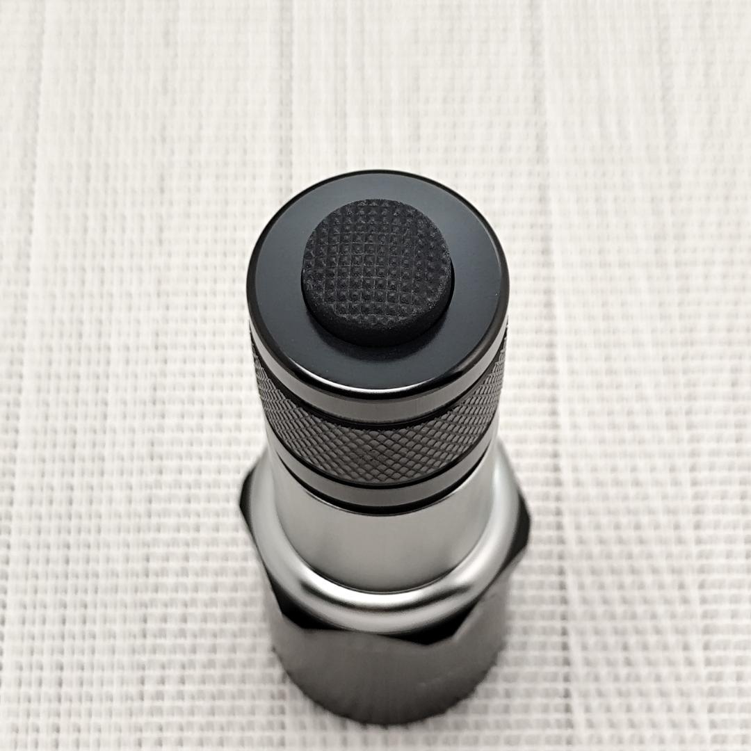 【未使用】SUREFIRE 3Pスタイル 2トーン／519A 5000K 高演色