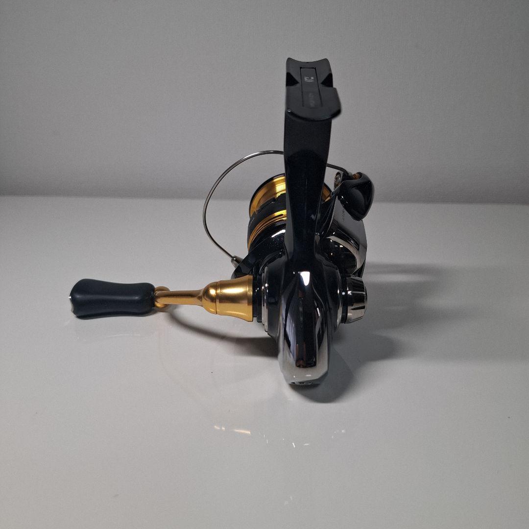 Daiwa 23LEGALIS LT2000S-XH スピニングリール