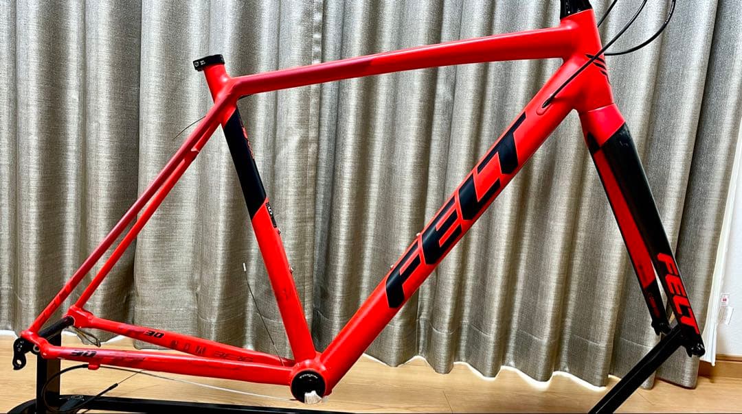 Itoshi FELT FR30 フレームセット 54 BBアダプター付