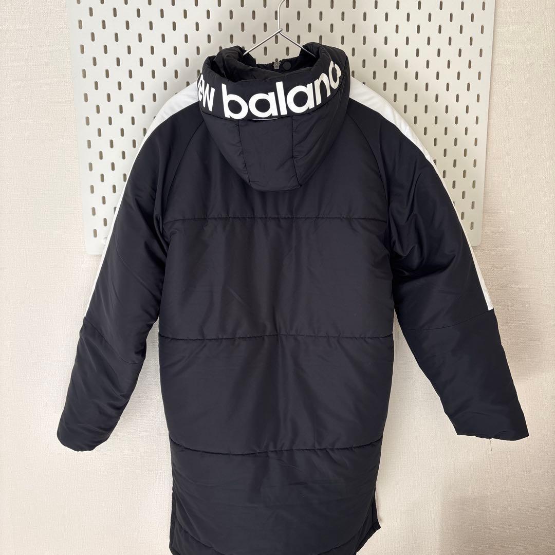 new balance ベンチコート