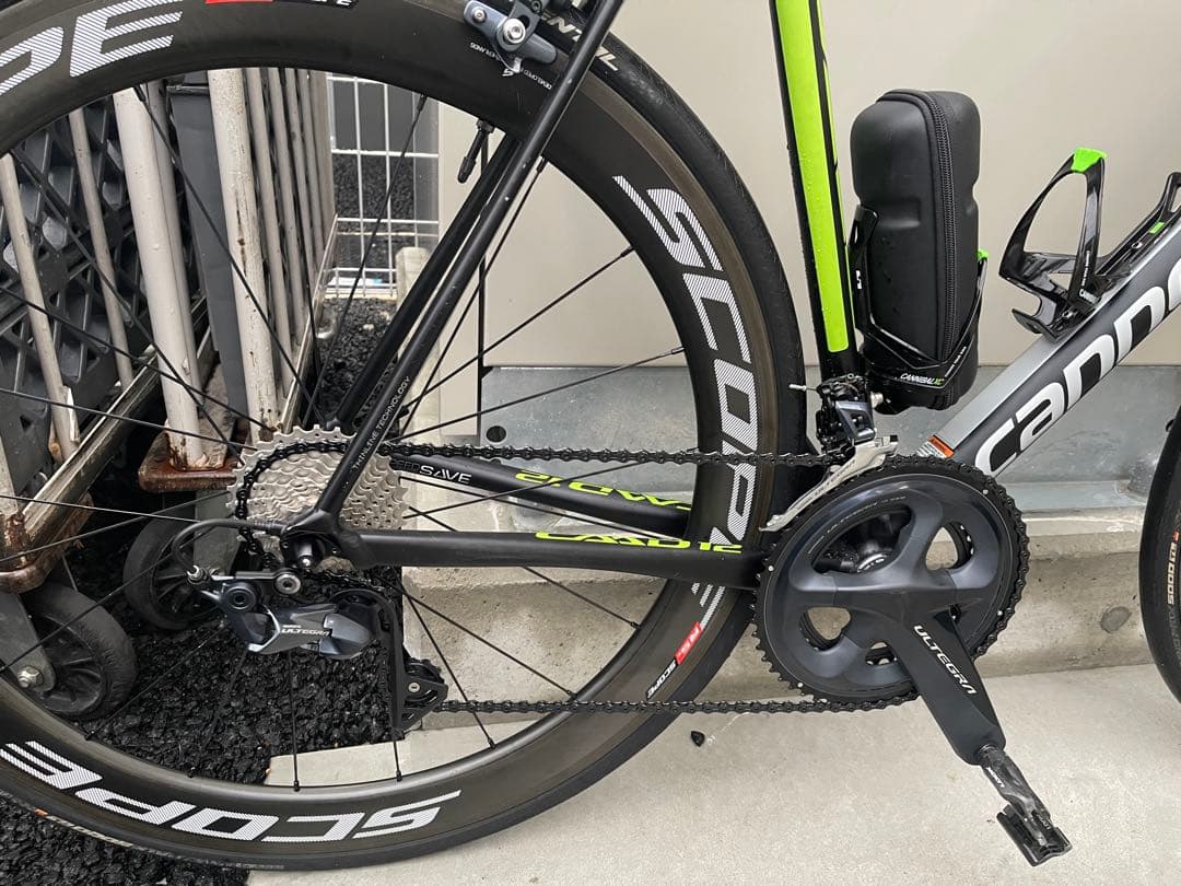 修正中　Cannondale ロードバイク ブラック/グリーン