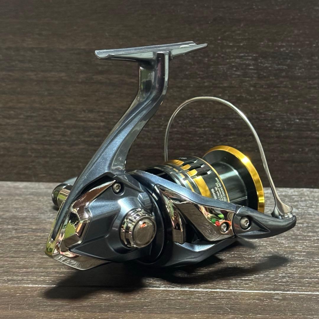 美品 シマノ 21アルテグラ 4000XG